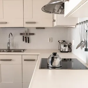 2ndhomes Center 2br 103 M2 Deluxe With Sauna And Balcony , Helsinki Finland